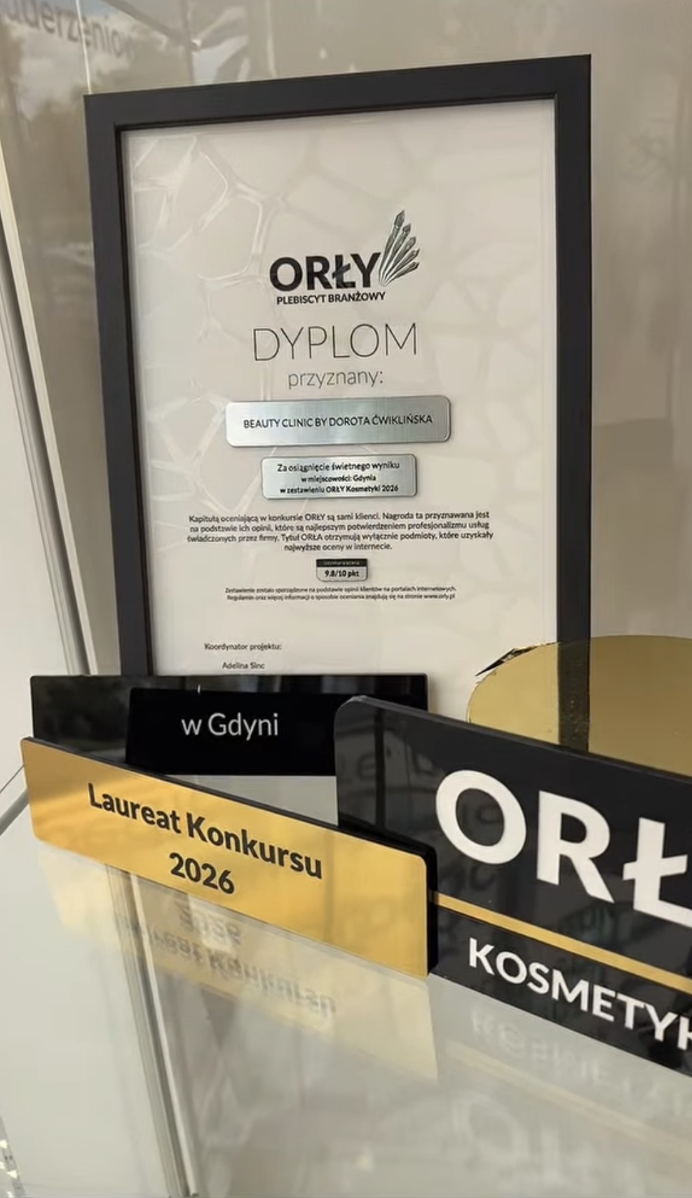 Dyplom ORLY potwierdzający kwalifikacje